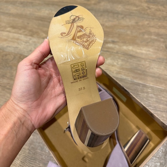 ✦ Free People ✦ Purple Suede Heels ✦ Size 7 ✦ NWT ✦ - Picture 5 of 9